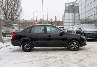 Подержанный автомобиль LADA (ВАЗ) Granta Sedan 2022 года (4 фото)