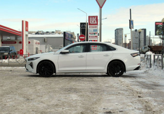 Новый Geely Preface 2024 (8 фото)