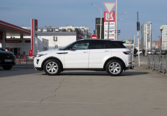 Подержанный автомобиль Land Rover Range Rover Evoque 2012 года (8 фото)