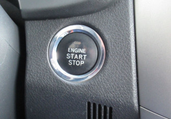 Подержанный автомобиль Toyota Corolla Sedan 2007 года (15 фото)