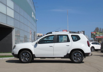 Подержанный автомобиль Renault Duster 2019 года (7 фото)