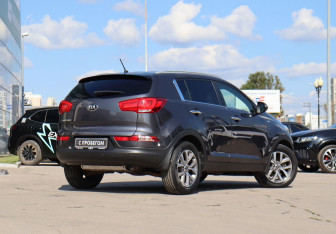 Подержанный автомобиль Kia Sportage 2014 года (5 фото)