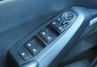 Подержанный автомобиль Kia Seltos 2022 года (13 фото)