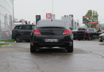 Подержанный автомобиль Opel Insignia Sedan 2012 года (6 фото)