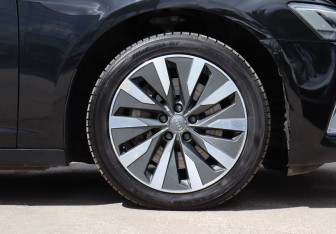 Подержанный автомобиль Audi A6 Sedan 2019 года (9 фото)