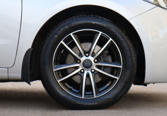 Подержанный автомобиль Kia Cerato Sedan 2018 года (20 фото)