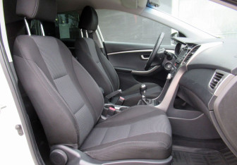 Подержанный автомобиль Hyundai i30 Hatchback 2012 года (10 фото)