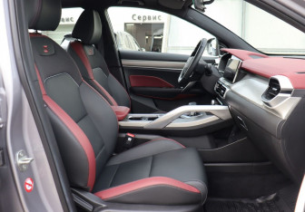 Подержанный автомобиль Geely Coolray 2024 года (22 фото)