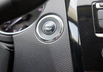 Подержанный автомобиль Nissan X-Trail 2018 года (15 фото)