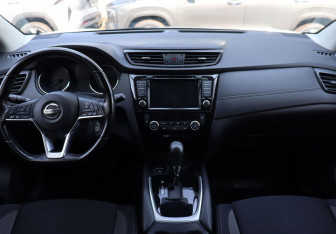 Подержанный автомобиль Nissan Qashqai 2019 года (13 фото)