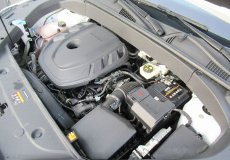 Подержанный автомобиль Geely Atlas 2024 года (21 фото)