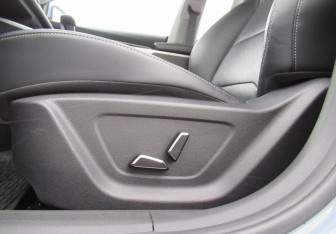 Подержанный автомобиль Geely Emgrand 2024 года (20 фото)