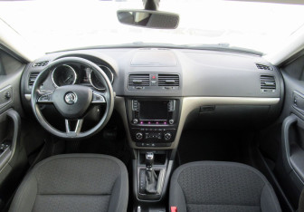 Подержанный автомобиль Skoda Yeti 2016 года (13 фото)