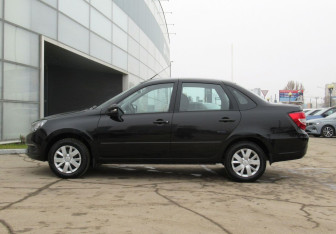 Подержанный автомобиль LADA (ВАЗ) Granta Sedan 2022 года (8 фото)