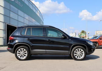 Подержанный автомобиль Volkswagen Tiguan 2014 года (4 фото)