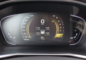 Подержанный автомобиль Geely Coolray 2024 года (13 фото)