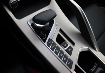 Подержанный автомобиль Geely Coolray 2024 года (19 фото)