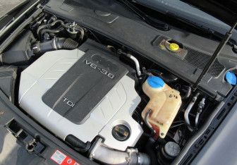 Подержанный автомобиль Audi A6 Sedan 2008 года (10 фото)