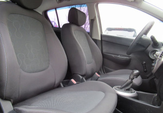 Подержанный автомобиль Hyundai i20 2009 года (11 фото)