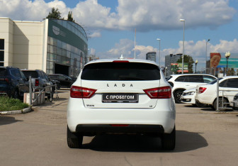 Подержанный автомобиль LADA (ВАЗ) Vesta Wagon 2018 года (6 фото)
