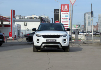 Подержанный автомобиль Land Rover Range Rover Evoque 2012 года (2 фото)