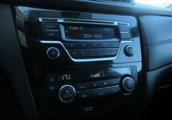 Подержанный автомобиль Nissan Qashqai 2019 года (16 фото)