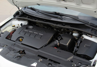 Подержанный автомобиль Toyota Corolla Sedan 2012 года (10 фото)