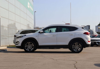 Подержанный автомобиль Hyundai Tucson 2018 года (8 фото)