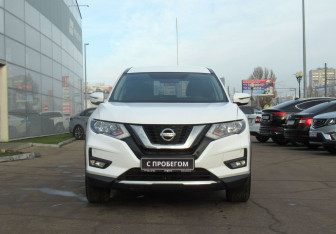 Подержанный автомобиль Nissan X-Trail 2019 года (2 фото)