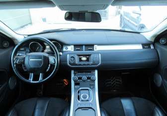 Подержанный автомобиль Land Rover Range Rover Evoque 2014 года (13 фото)