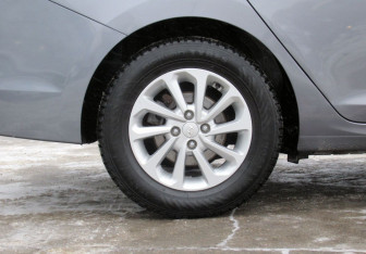 Подержанный автомобиль Hyundai Solaris Sedan 2017 года (10 фото)