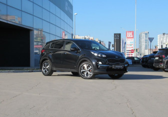 Подержанный автомобиль Kia Sportage 2019 года (3 фото)