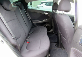 Подержанный автомобиль Hyundai Solaris Sedan 2014 года (19 фото)