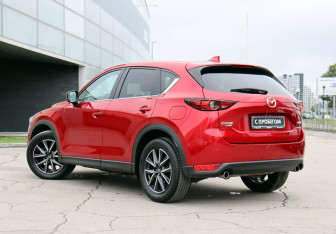 Подержанный автомобиль Mazda CX-5 2017 года (7 фото)