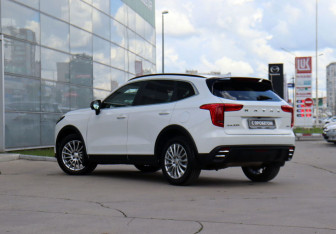 Подержанный автомобиль Haval Jolion 2024 года (7 фото)