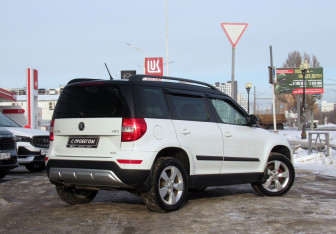 Подержанный автомобиль Skoda Yeti 2016 года (5 фото)