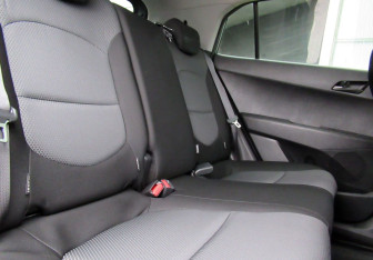 Подержанный автомобиль Hyundai Creta 2019 года (11 фото)