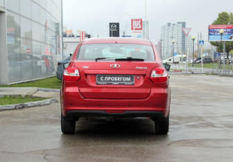 Подержанный автомобиль LADA (ВАЗ) Granta Liftback 2017 года (6 фото)