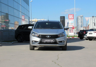 Подержанный автомобиль LADA (ВАЗ) Vesta Sedan 2016 года (2 фото)