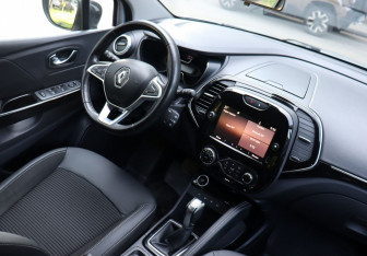 Подержанный автомобиль Renault Kaptur 2020 года (12 фото)