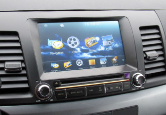 Подержанный автомобиль Mitsubishi Lancer Sedan 2010 года (15 фото)