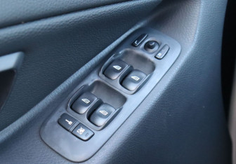 Подержанный автомобиль Volvo XC90 2010 года (12 фото)