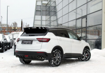 Подержанный автомобиль Geely Coolray 2020 года (5 фото)