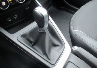 Подержанный автомобиль Renault Arkana 2021 года (12 фото)