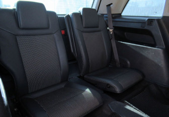 Подержанный автомобиль Opel Zafira Compactvan 2009 года (12 фото)