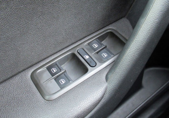 Подержанный автомобиль Skoda Yeti 2016 года (14 фото)