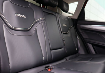 Подержанный автомобиль Haval Jolion 2022 года (13 фото)
