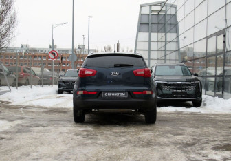 Подержанный автомобиль Kia Sportage 2011 года (6 фото)