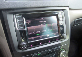 Подержанный автомобиль Skoda Yeti 2016 года (15 фото)