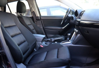 Подержанный автомобиль Mazda CX-5 2014 года (10 фото)